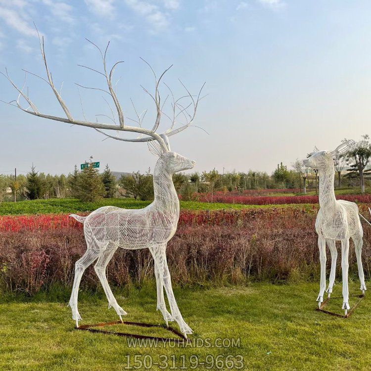 戶(hù)外公園大型不銹鋼發(fā)光照明鏤空梅花鹿雕塑