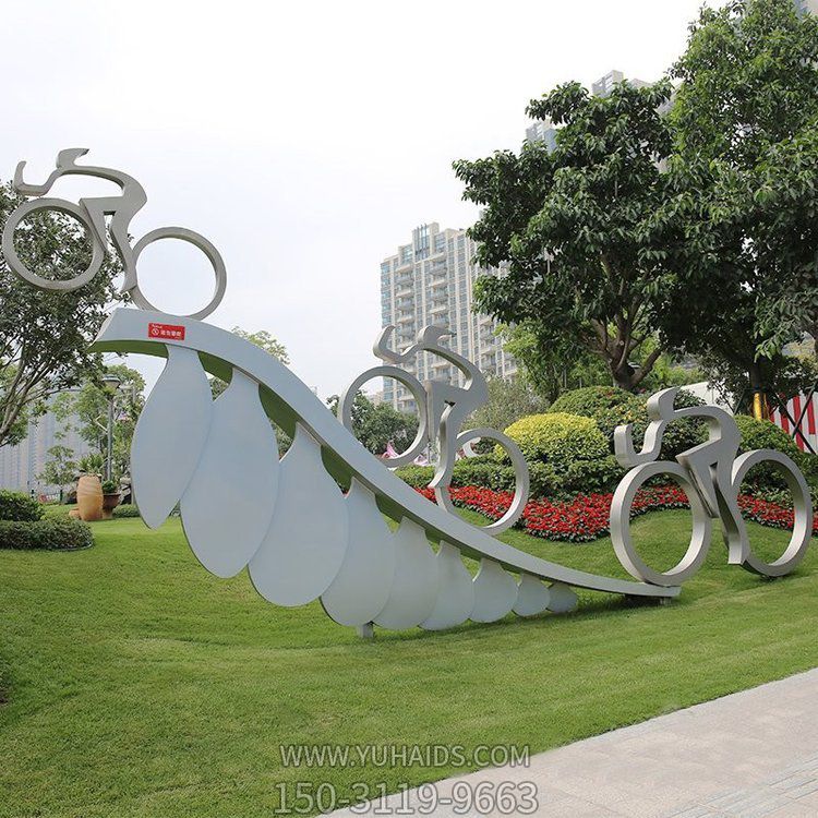 公園草地不銹鋼抽象騎車運(yùn)動(dòng)人物雕塑