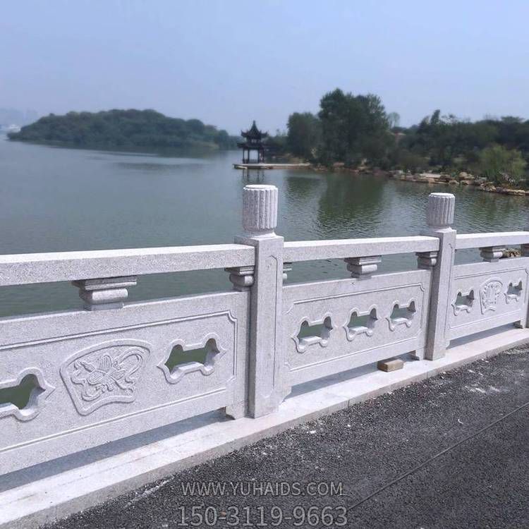 公園湖邊裝飾大理石雕刻鏤空防護(hù)欄桿雕塑