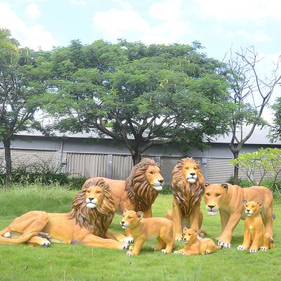 戶外草坪玻璃鋼仿真動物園林景觀裝飾擺件獅子雕塑